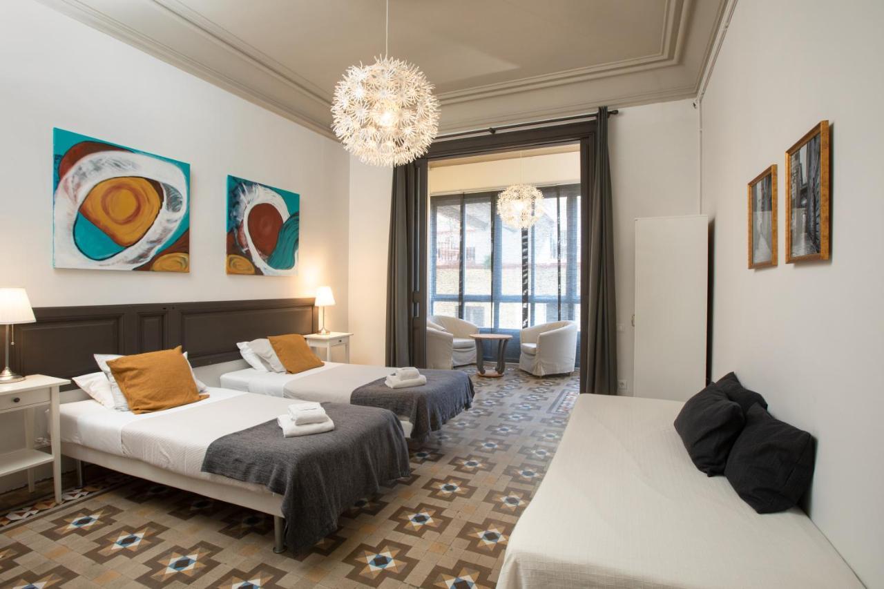 Casa Maca Guest House Barcelona Exterior photo