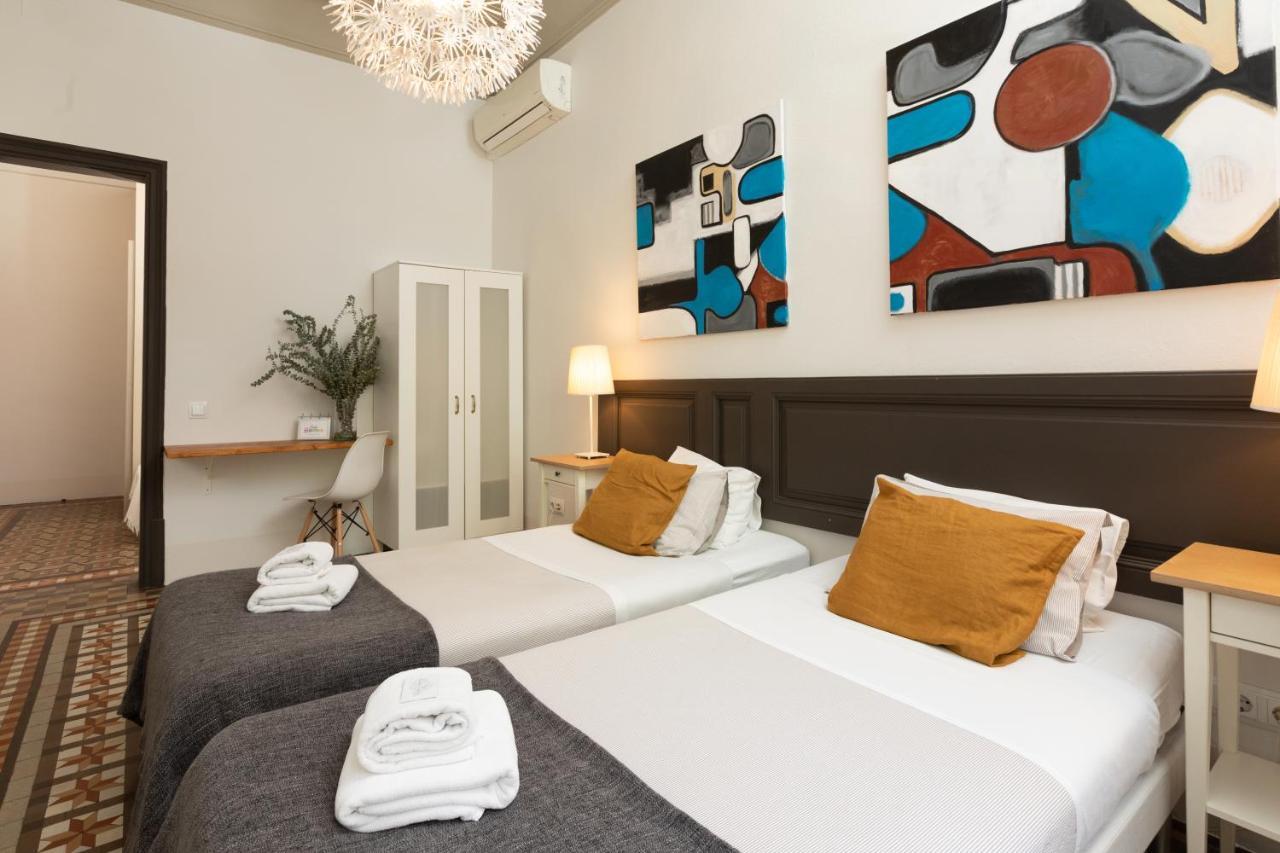 Casa Maca Guest House Barcelona Exterior photo