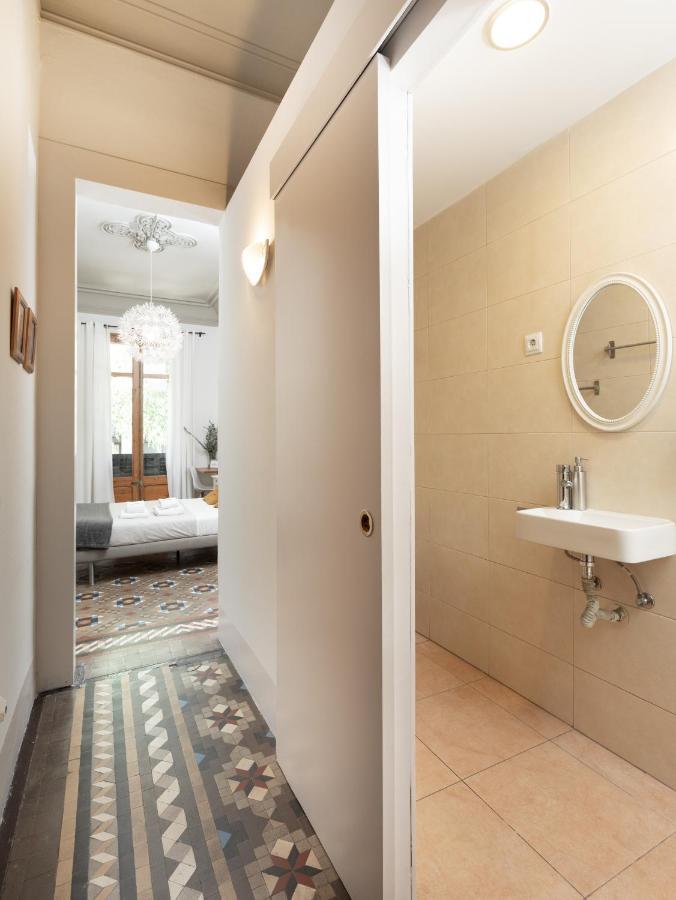 Casa Maca Guest House Barcelona Exterior photo